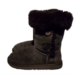 UGG Australia Black Leather Sheepskin Boots Women's Size 6
